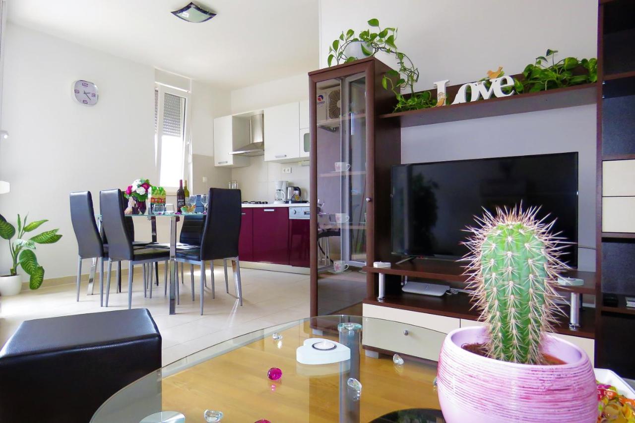 Apartment West Макарска Экстерьер фото